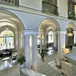 Hotel D Como