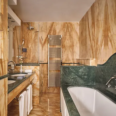 Hotel D Como