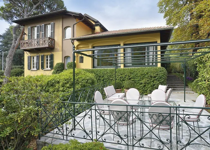 D Ξενοδοχείο