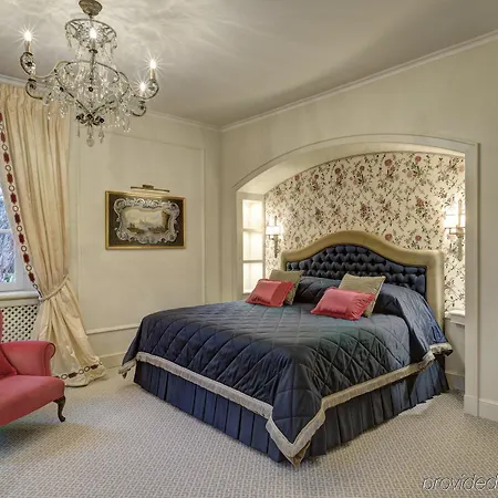 D'este Hotell
